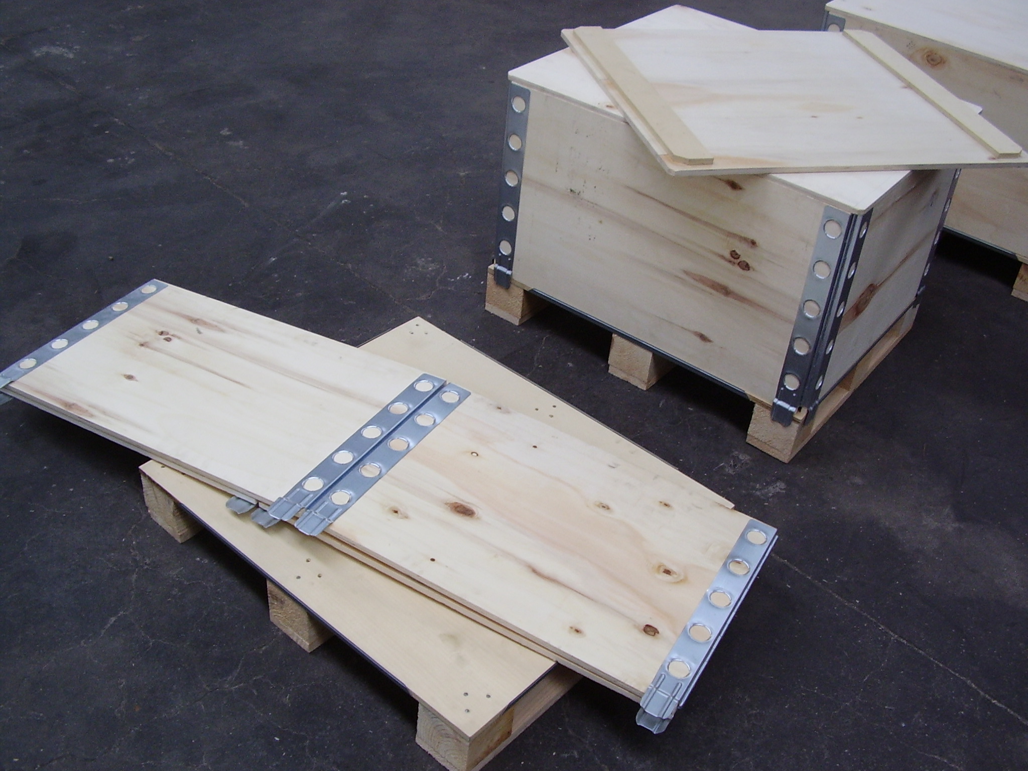 Caja de madera desmontable Grupo VPA
